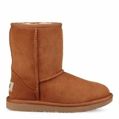 Cheapest 🛒 Ugg Classic 2 🥾 Boots Junior 👧 Girls for Kids' 🥾 Boots Colour Chestnut ❤️